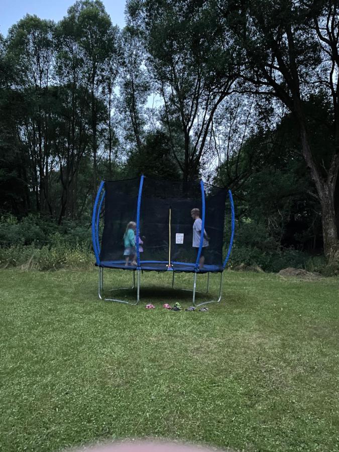 Penzion Stara Skola Vikantice Bagian luar foto